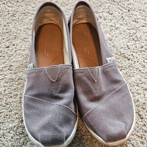 Kids Tom's size 4.5